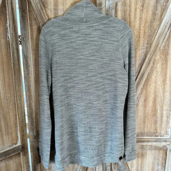 Bench Inject Overhead Sweater - Picture 3 of 7